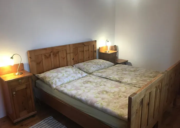 艾尔塔梅尔豪弗农家乐 * Klamm