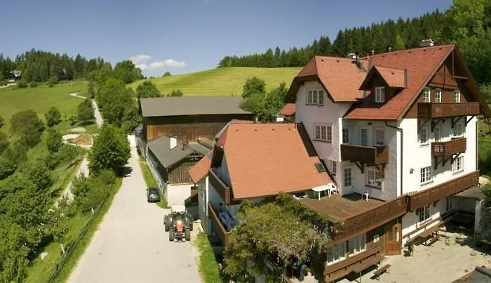 ファームステイ Althammerhof